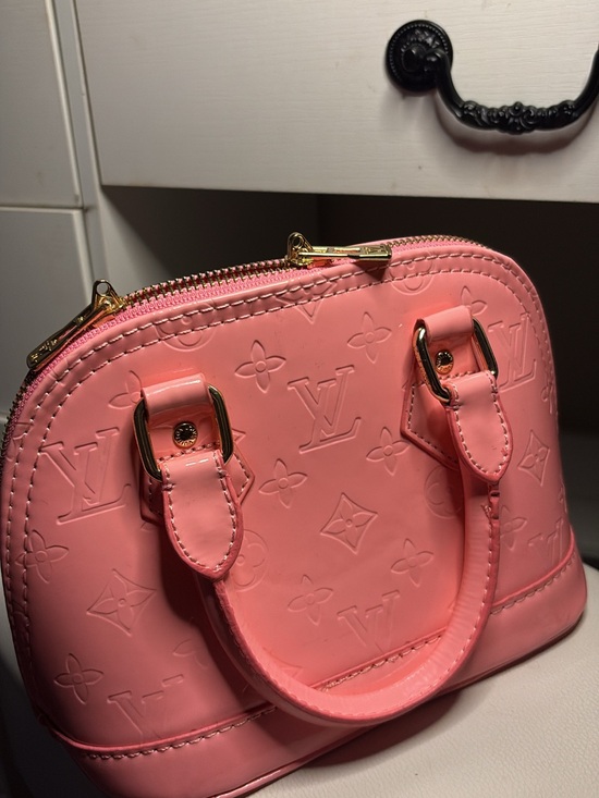 Louis Vuitton Handbags - Louis Vuitton Pink Vernis Alma Mini Satchel